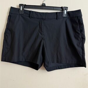 Nike Golf Dri-FIT Women's Shorts Zip Flat Front Pockets Size 12